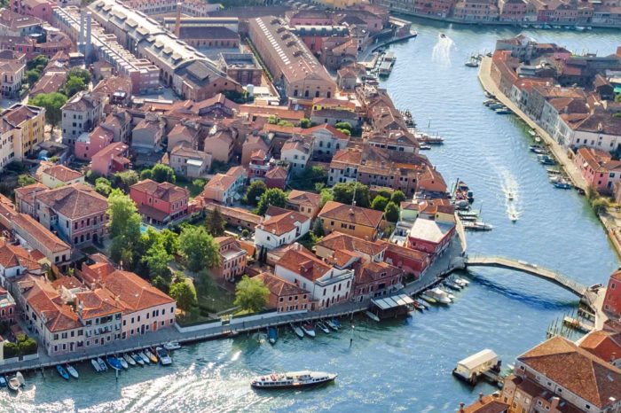 Hyatt Hotel Venice Venezia Murano Canal Water View